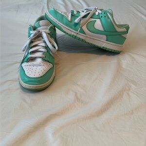 Nike Dunk Low Green White Mens Size 10 DD1503-105 Sneakers Casual Shoes